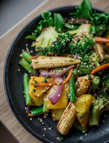 Charred Corn Salad pexels valeria boltneva 11213759 (1)